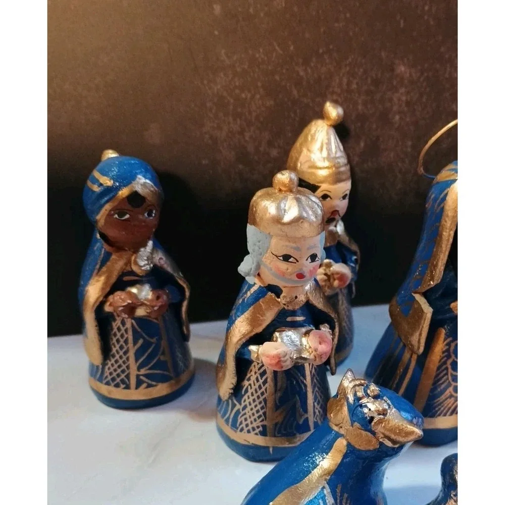 14 Piece Mexican Folk Art Christmas Nativity Set‎ Handpainted Blue Gold